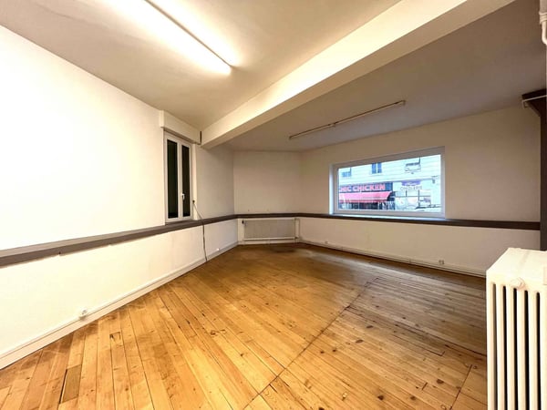 Bureaux de 130m2 - proche Gare 6