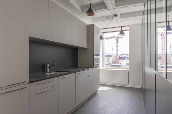 BUREAUX MODERNES IDÉALEMENT SITUÉS ENTRE GARE CORNAVIN ET LAC 8