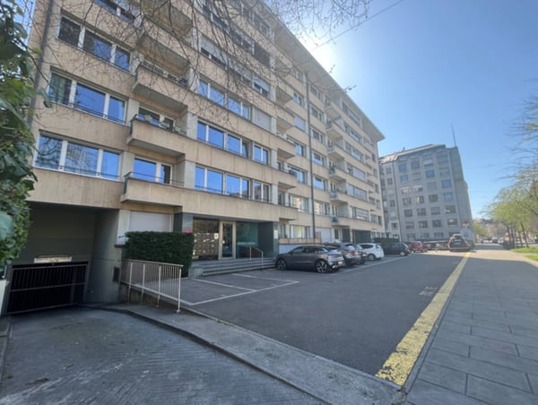 Bureaux aménagé de 14 m2 proche de la gare Cornavin 2