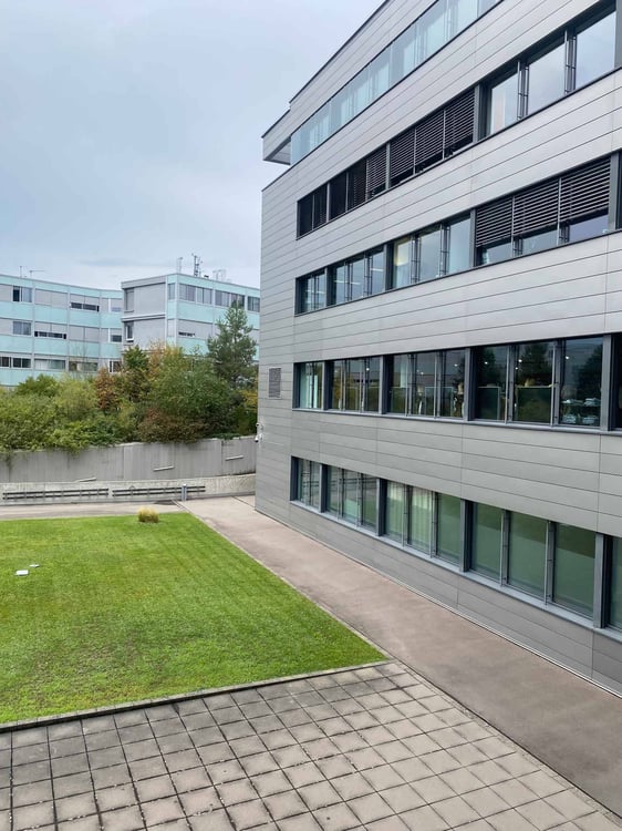Immeuble récent-bureaux de 270 m2 entièrement aménagés 1