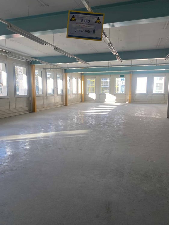 CTN-Surface de 460 m2- Zone FTI 4