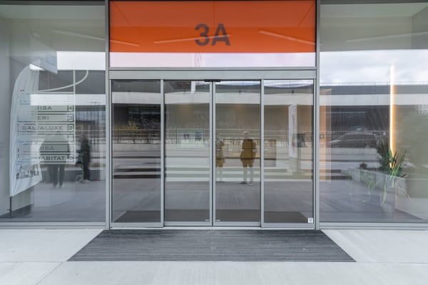 Magnifique surface de 600 m2 au 2ème étage d'un bâtiment moderne 7