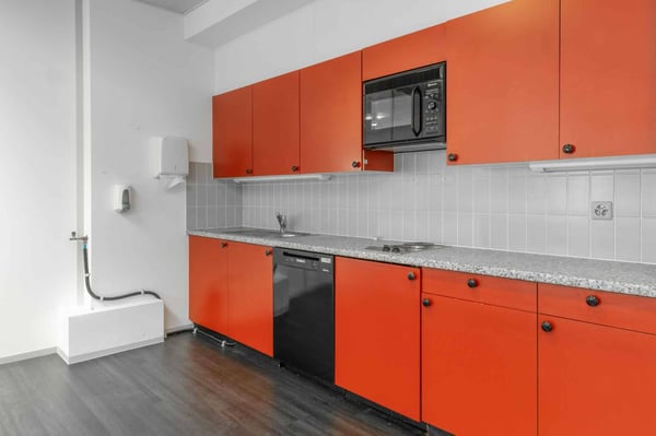 BÂTIMENT MULTIFONCTIONNEL DE 3 NIVEAUX À MEYRIN 4