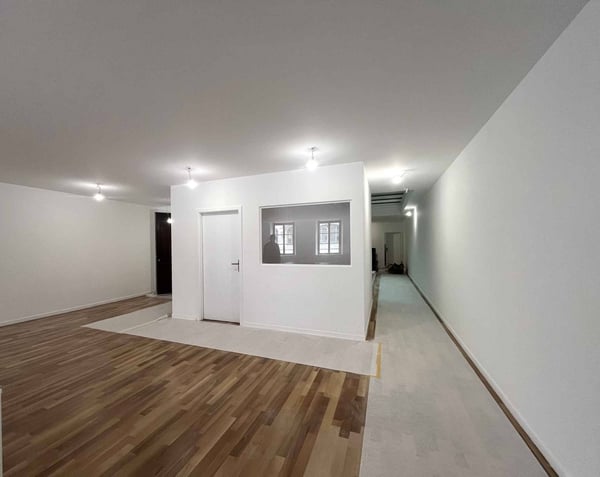 BUREAUX D'EXCEPTION DE 177 M² - RUE DE LA CROIX-D'OR 8