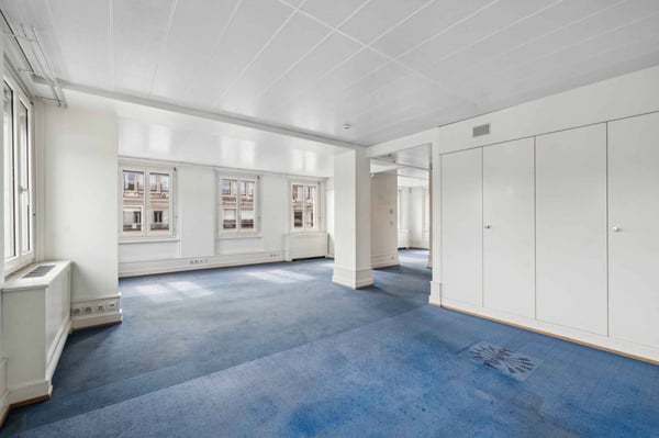 Immeuble administratif à louer - Quartier des Banques 6