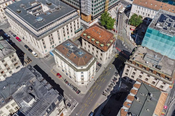 Immeuble administratif à louer - Quartier des Banques 10