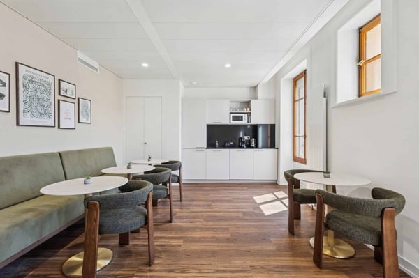 Bureau 16 m2 - Quartier des Banques 5