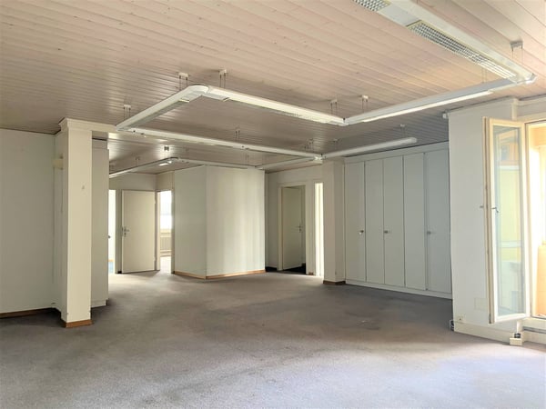 Surface très lumineuse - 305m2 bureaux 2