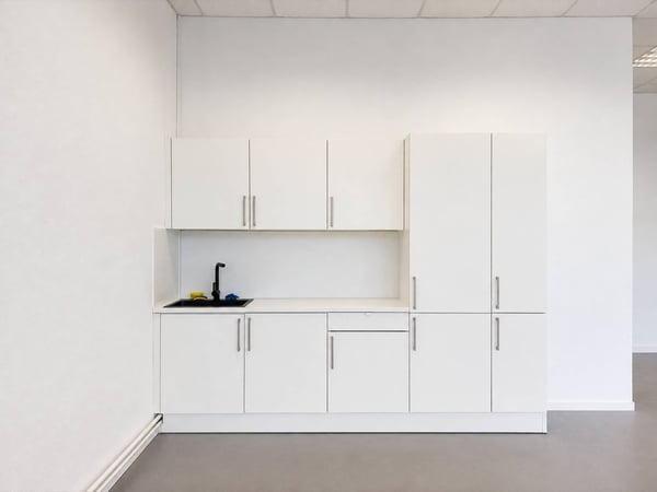 Surface polyvalente de 180 m²  Chemin du Château-Bloch 10 4