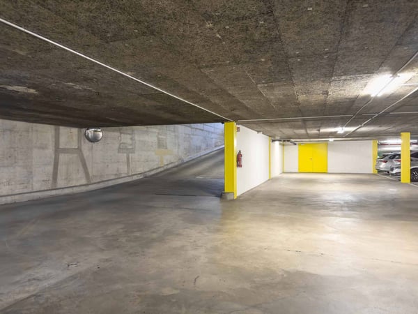 Surface polyvalente de 180 m²  Chemin du Château-Bloch 10 9