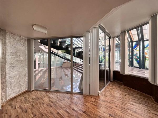 Showroom, bureaux, locaux de 230 m2 à louer à la Chaux-de-Fonds 6