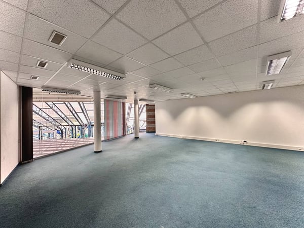 Bureaux, locaux de 13 m2 à louer à la Chaux-de-Fonds 3