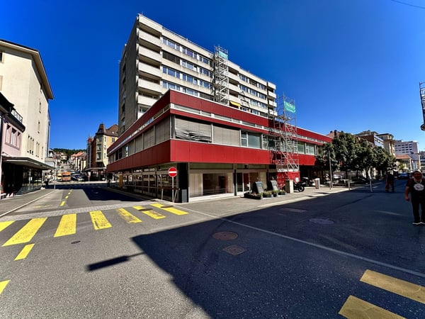 Bureaux, locaux de 280 m2 à louer à la Chaux-de-Fonds 19