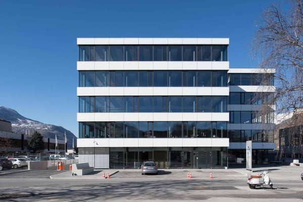 EXCLUSIF : Bureaux PLUG & PLAY de 2'770 m2 à louer à SION 11
