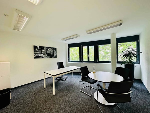 Bureaux de 570 m2 idéalement situés à la Place du Midi 4