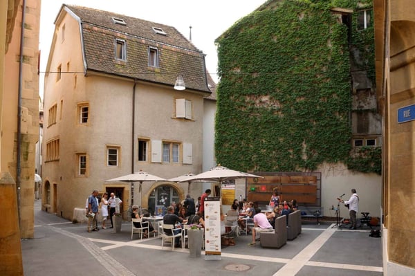 Magnifique arcade de 6 m2 à louer à l'hypercentre de Neuchâtel 8