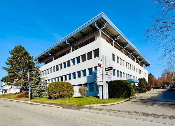 Bureaux, locaux de 130 m2 à louer au Mont-sur-Lausanne 1