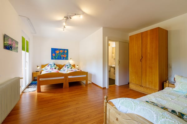 Sehr gepflegtes Mehrfamilienhaus am Kurpark! Ferienwohnungen in Deutschland am Schluchsee! 6