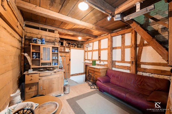 Charmantes Einfamilienhaus mit grossem Grundstück, PV-Anlage & viel Privatsphäre 15