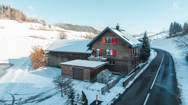 Charmantes Einfamilienhaus mit grossem Grundstück, PV-Anlage & viel Privatsphäre 19