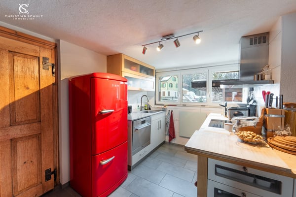 Charmantes Einfamilienhaus mit grossem Grundstück, PV-Anlage & viel Privatsphäre 7