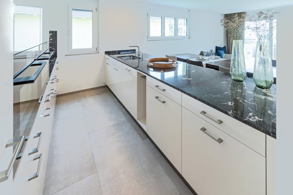 Moderner Neubau – 1.5-Zimmer-Einfamilienhaus in sonniger Lage von Helsighausen 7