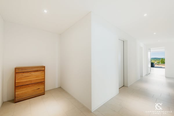 Traumhafte Terrassenwohnung mit wunderschöner Seesicht zu verkaufen! 11