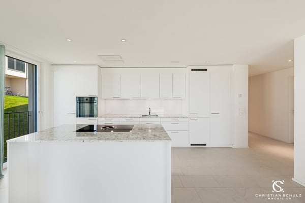 Traumhafte Terrassenwohnung mit wunderschöner Seesicht zu verkaufen! 5