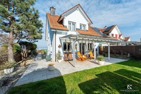 Charmantes Einfamilienhaus in erster Seereihe – eine seltene Gelegenheit 16