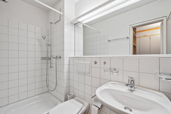 sehr sonnige Wohnung an ruhiger Lage 4