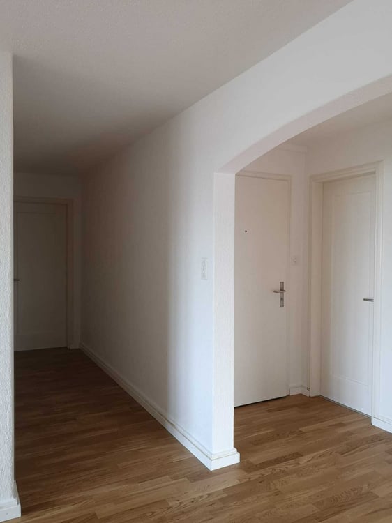Grosszügige Wohnung in idealer Lage 6