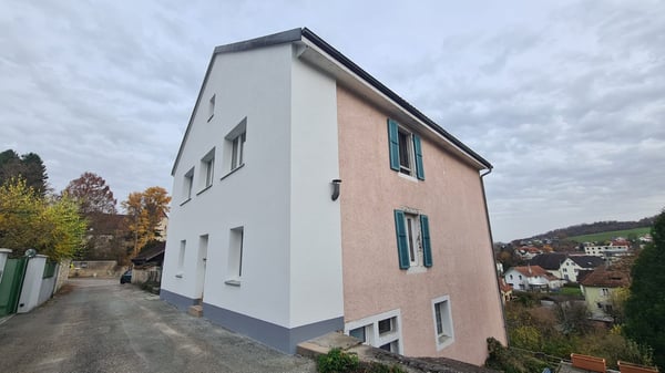 Geräumige 6.5-Zimmer-Wohnung mit Balkon in Porrentruy 12