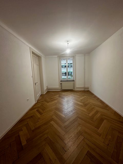 Spacieux appartement de 1.5 pièces rénové à Delémont 5