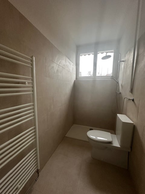 Spacieux appartement de 1.5 pièces rénové à Delémont 17