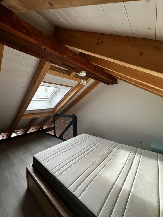 Beau 1.5 pièces meublé à louer à Delémont 8