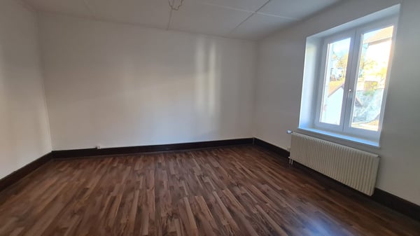 Wohnung mit 5.5 Zimmern zur Miete in Basse-Vendline 6