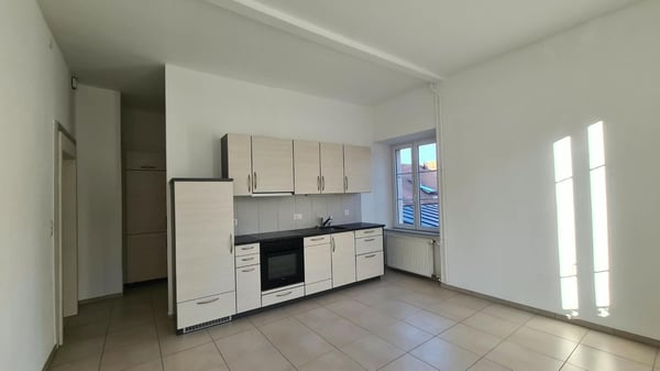 Charmant appartement de 2,5 pièces à Porrentruy 1