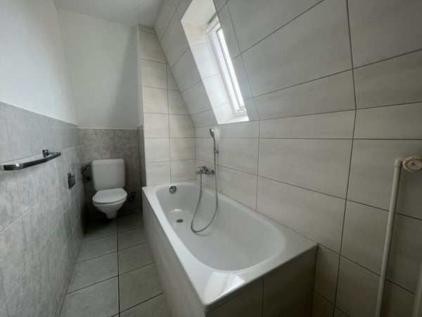 Helles 4.5-Zimmer-Wohnung in Courgenay 9