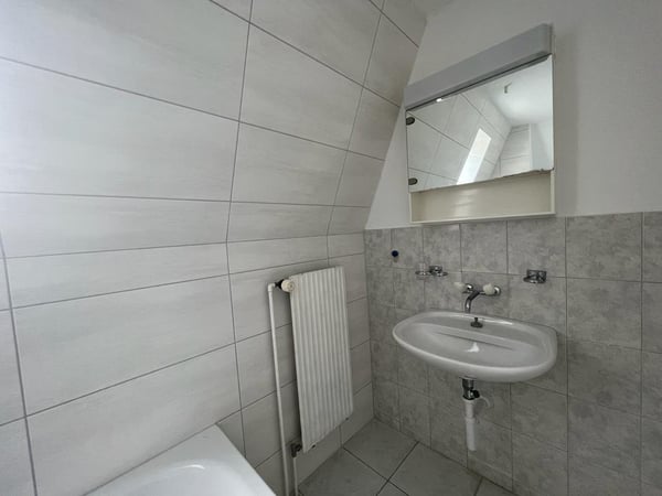 Helles 4.5-Zimmer-Wohnung in Courgenay 8
