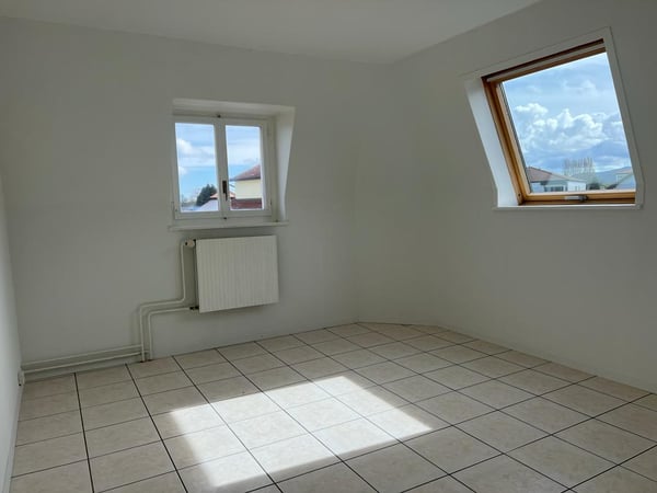 Helles 4.5-Zimmer-Wohnung in Courgenay 3