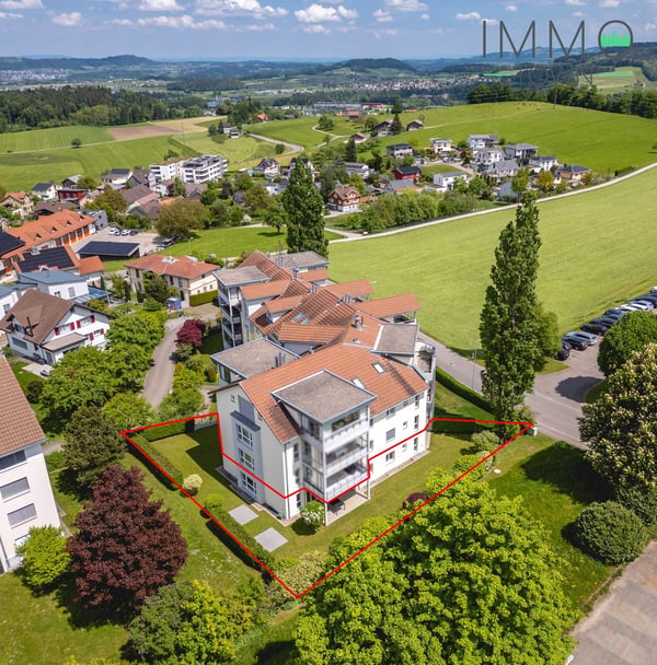 Wohnen mit Weitblick: Grosszügige Gartenwohnung mit 280 m² fantastischem, privatem Gartenparadies 1