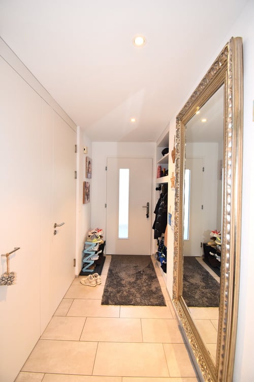 Modernes Doppel-Einfamilienhaus mit Weitblick und grosser Terrasse in Rodersdorf SO 9