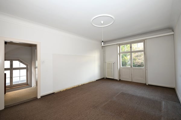 Repräsentatives Stadthaus mit grossem Garten und Garage 13