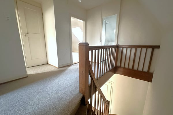 Repräsentatives Stadthaus mit grossem Garten und Garage 15