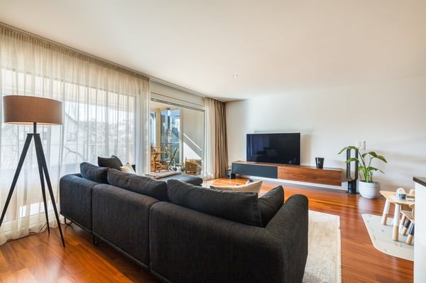 Exklusive 4.5-Zimmerwohnung mit Premiumküche & Südbalkon an top Lage in Allschwil 4