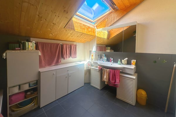 Modern wohnen auf zwei Etagen – attraktive Maisonettewohnung in Birsfelden 19