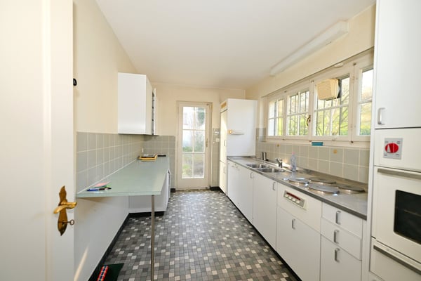 Baulandparzelle mit Bestandesliegenschaft an sehr begehrter Wohnlage in Binningen 14
