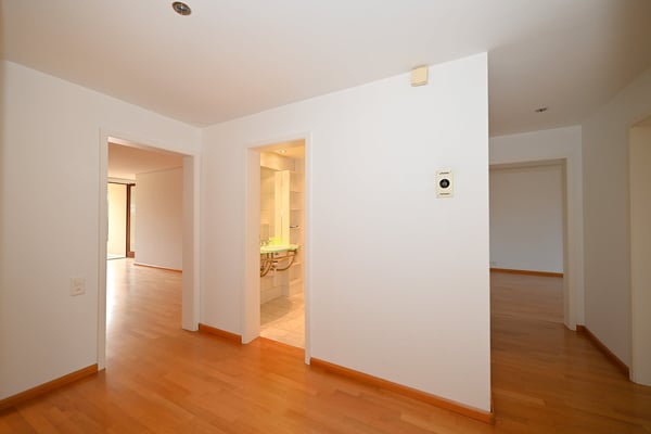 Gepflegte 3.5-Zimmer-Wohnung mit Fernsicht im Baurecht auf dem Bruderholz 13