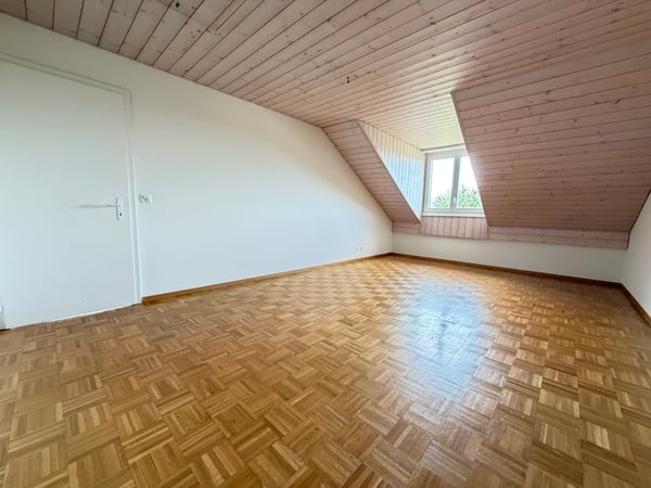 Appartement de 4.5 pièces de 155 m2 avec vue dégagée sur le lac 3