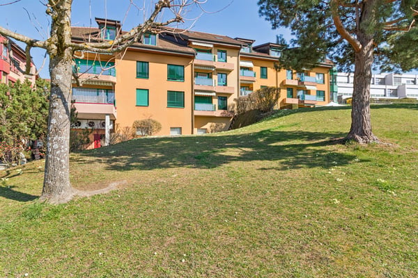 Appartement de 3.5 pièces de 103 m2 avec vue dégagée 10